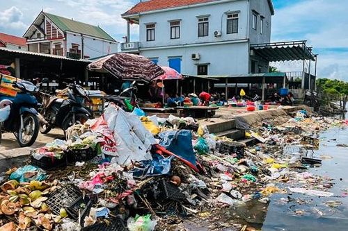 Quảng Bình: nhiều chợ truyền thống ô nhiễm nặng