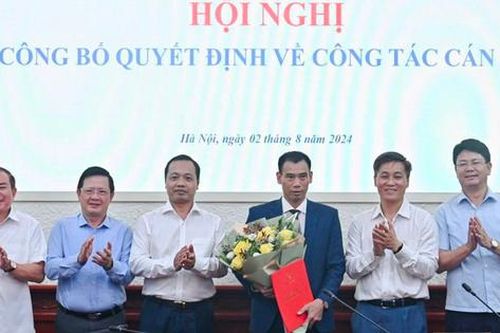 Bổ nhiệm Tổng Biên tập Tạp chí Dân chủ và pháp luật