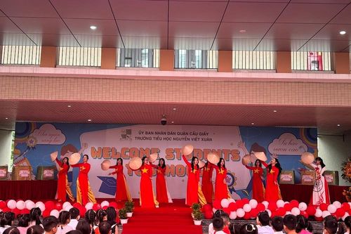 Trường tiểu học Nguyễn Viết Xuân: Trường mới đón năm học mới