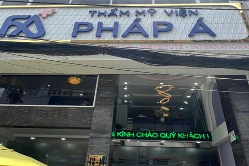 Nhập viện cấp cứu sau khi hút mỡ bụng