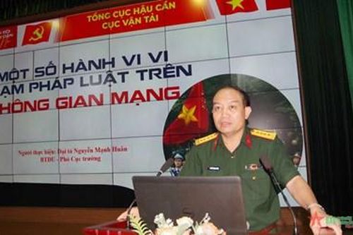 Nâng cao nhận thức, kiến thức pháp luật cho cán bộ, chiến sĩ Lữ đoàn 971