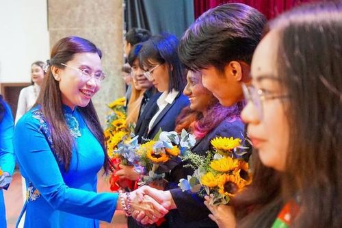 Sinh viên tiên phong trong việc chung tay thúc đẩy những thay đổi tích cực vì sự phát triển của cộng đồng