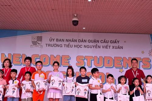 Khám phá ngôi trường công lập 'siêu đẹp' tại Cầu Giấy
