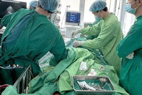 Thai phụ suýt tử vong chỉ vì vết thương ở chân