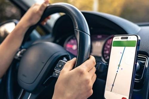 Hàng loạt ông lớn ô tô bị cáo buộc bán dữ liệu khách hàng
