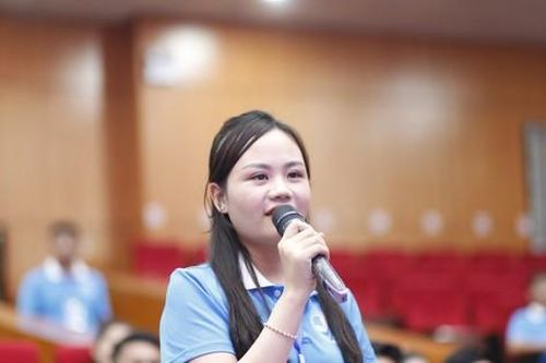 Chủ tịch tỉnh Bắc Giang đối thoại với thanh niên tại Đại hội Hội LHTN tỉnh