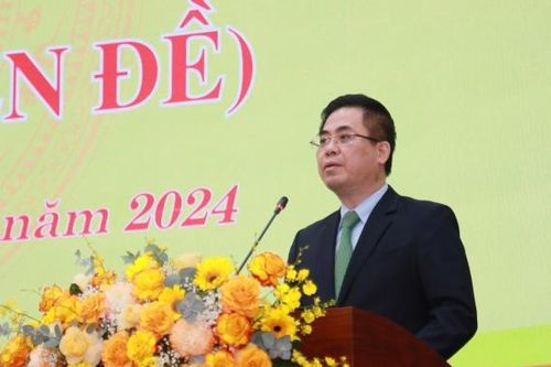 Ông Nguyễn Hoàng Giang được bầu giữ chức Chủ tịch UBND tỉnh Quảng Ngãi