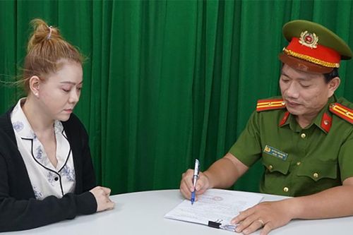 Triệt phá tụ điểm mại dâm cho người nước ngoài ở trung tâm TPHCM
