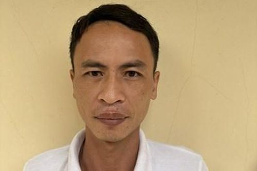 Một đối tượng truy nã đặc biệt nguy hiểm ra đầu thú