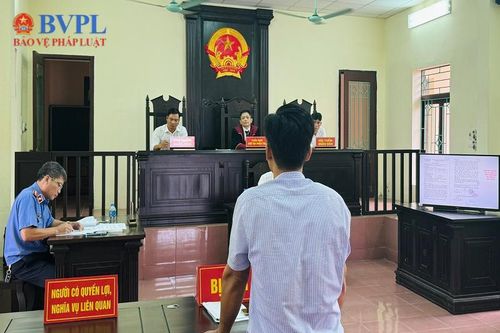 VKSND huyện Mỹ Lộc xét xử phiên tòa dân sự rút kinh nghiệm