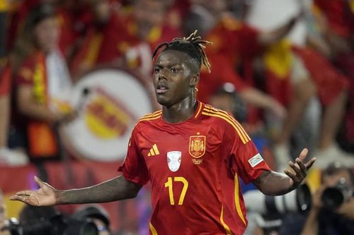 Barcelona trên thị trường chuyển nhượng: 'Lực bất tòng tâm'