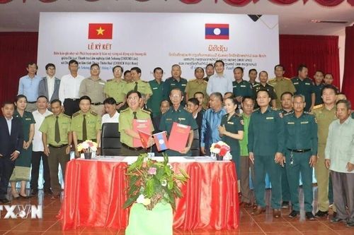 Việt Nam-Lào tăng hợp tác quản lý tài nguyên thiên nhiên, bảo vệ rừng