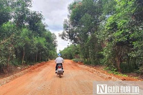 Thừa Thiên-Huế: Chỉ 2 kilomet đường thi công gần 2 năm chưa xong
