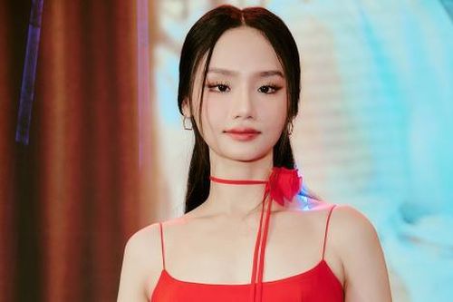 Miu Lê đang yêu rapper kém 7 tuổi?