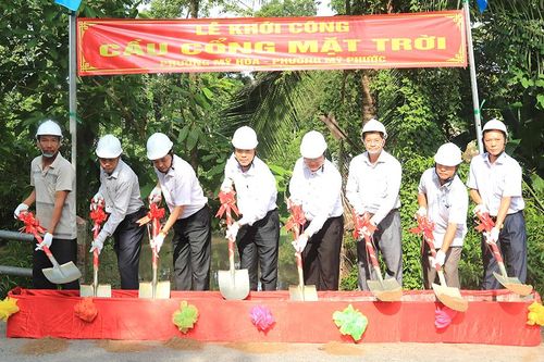 Khởi công xây dựng cầu liên phường 'Cổng Mặt Trời'