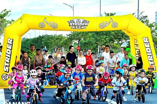 Gần 160 vận động viên nhí tranh tài tại hoạt động xe đạp thăng bằng quận Hải Châu