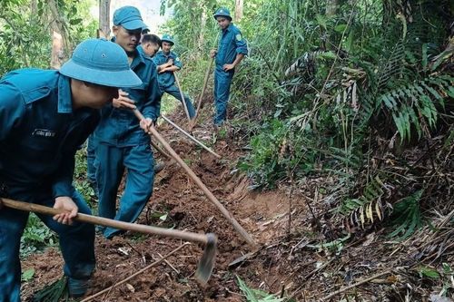 Chủ động ứng phó sạt lở đất