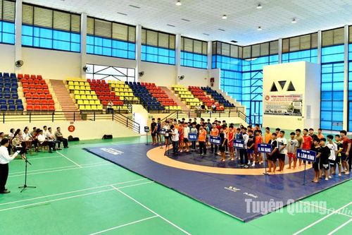 Khai mạc Giải vật dân tộc tỉnh Tuyên Quang năm 2024