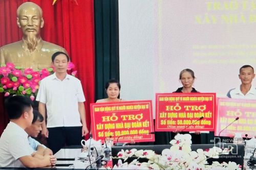 Đại Từ hỗ trợ 3 hộ nghèo xây dựng nhà Đại đoàn kết
