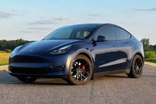 Tesla gọi sửa chữa gần 2 triệu xe do lỗi nắp capo