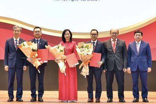 Đại học Bách khoa Hà Nội ra mắt Trường Kinh tế và 4 viện nghiên cứu