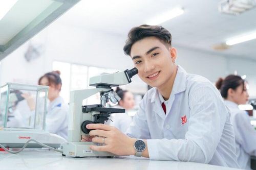 Trường Đại học Y Dược TP.HCM 2024 đồng loạt tăng học phí 15 ngành