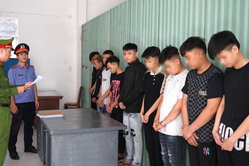 Bắt giữ 13 thanh thiếu niên trong nhóm 'Ngũ Bang' gây náo loạn đường phố Đà Nẵng