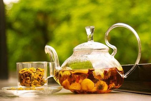 3 loại trà thảo dược giúp sáng mắt