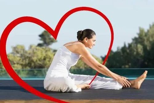 6 bài tập kéo giãn đẩy lùi bệnh tim mạch