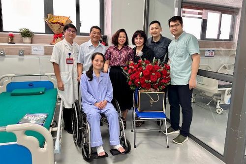 Chia sẻ của bác sĩ Hoàng Minh Lý khi được trở lại với nghề