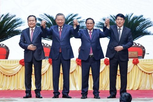 Tổng Bí thư, Chủ tịch nước Tô Lâm: Hết lòng, hết sức phụng sự Tổ quốc, lấy hạnh phúc của nhân dân là niềm vui, lẽ sống