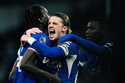 Gallagher đếm ngược ngày rời Chelsea
