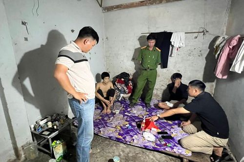 Lâm Đồng : bắt quả tang 3 đối tượng sử dụng ma túy