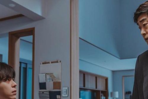 'Lớp trưởng quốc dân xứ Hàn' được 'đàn anh' Son Hyun Joo bảo vệ khiến khán giả 'nức nở'