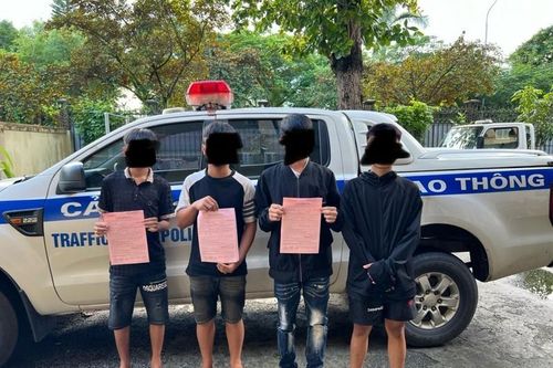 Quảng Ninh: Học sinh 'dính' phạt giao thông từ bằng chứng của người dân