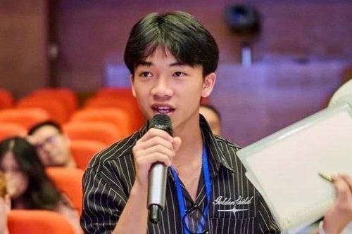 Nam sinh đỗ đầu khối D00 nuôi ước mơ làm phim về lịch sử