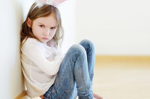 5 nguyên tắc hữu ích cha mẹ nên áp dụng khi trẻ khăng khăng làm theo ý mình