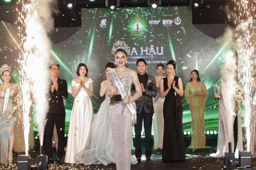 Đồng Thị Thanh Tâm đăng quang Hoa hậu Doanh nhân Hoàn vũ Việt Nam 2024
