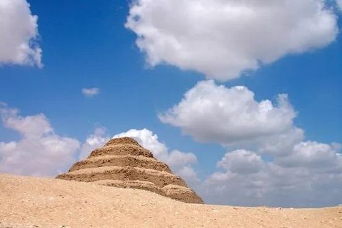 Nghiên cứu gây tranh cãi: Người Ai Cập dùng thang máy xây kim tự tháp