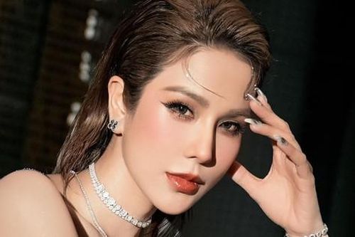Showbiz 3/8: Diệp Lâm Anh khó hiểu