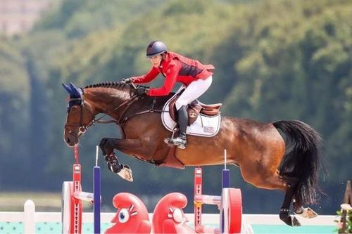 Vận động viên giành huy chương Olympic lớn tuổi nhất của Mỹ