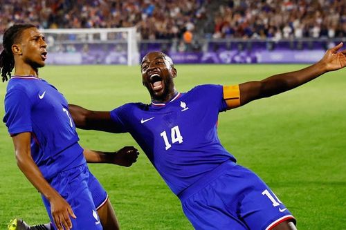 Olympic Pháp hạ gục Argentina đoạt vé vào bán kết