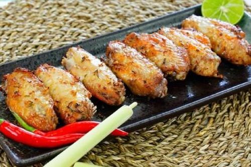 Cách làm cánh gà nướng sả bằng nồi chiên không dầu cực đơn giản