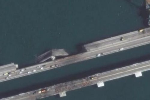 Ukraine có tuyên bố mới về cầu Crimea