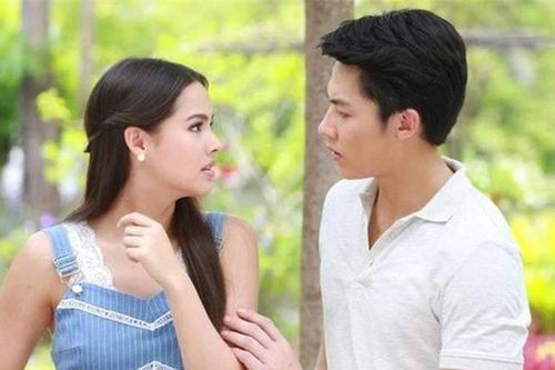 Sinh nhật con trai 5 tuổi, chồng cũ bỗng xuất hiện rồi van xin tái hợp