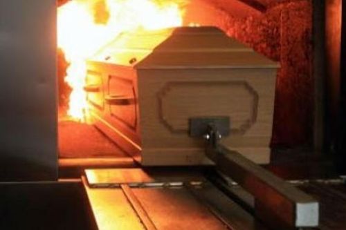 Tại sao khi hỏa táng thi thể lại phát ra tiếng kêu? Bí mật hóa ra lại không hề đáng sợ!