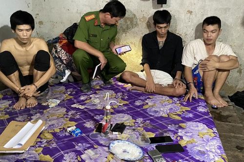 Tổ chức sử dụng ma túy ở xã vẫn không thoát