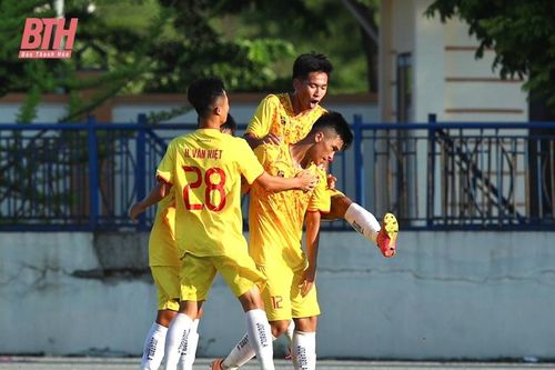 VCK Giải U21 quốc gia 2024: U21 Đông Á Thanh Hóa vươn lên dẫn đầu bảng C
