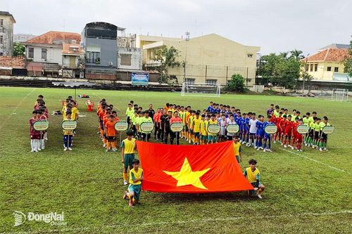 9 đội bóng tham dự Giải bóng đá U.14 thành phố Biên Hòa năm 2024
