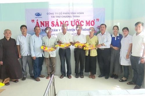 Khám sàng lọc, phẫu thuật mắt miễn phí cho trên 100 bệnh nhân nghèo
